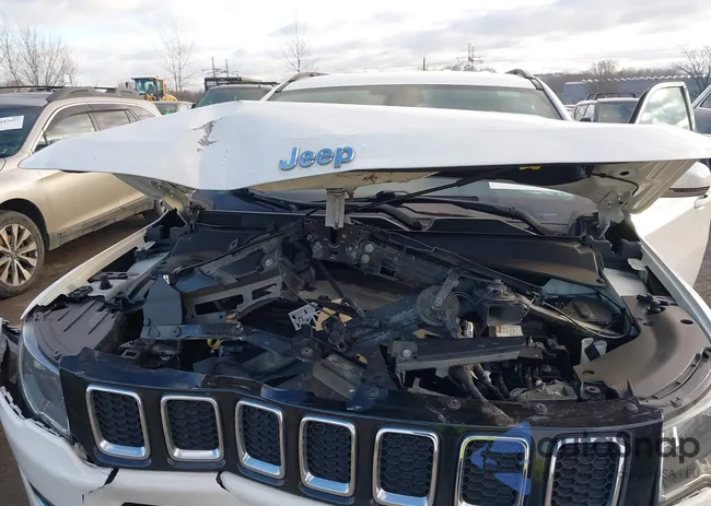 3C4NJCCB7MT531349: 44032651