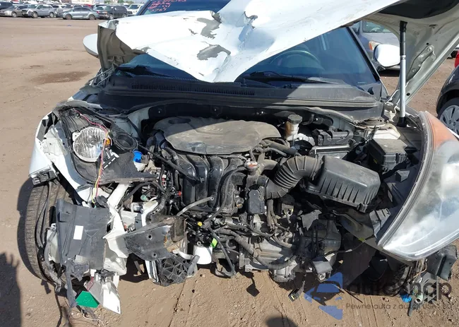 KMHTC6AD7CU053764: 44032653