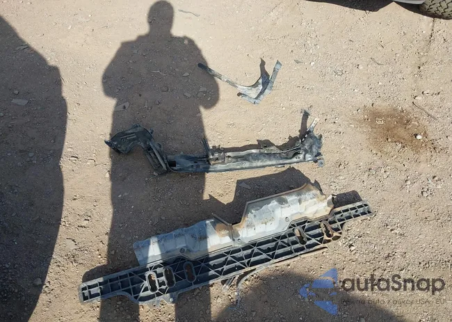 KMHTC6AD7CU053764: 44032653