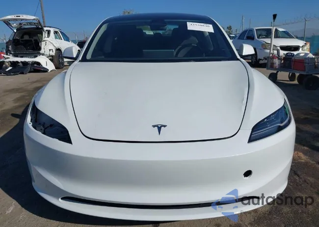 5YJ3E1EA7RF732484: 44032803