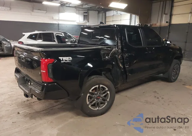 3TYLB5JN0RT042889: 44032829