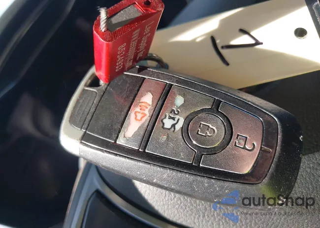 3FA6P0LUXHR295131: 44032869