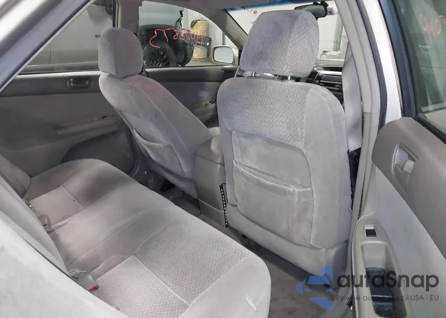 4T1BE32KX4U921730: 44032873