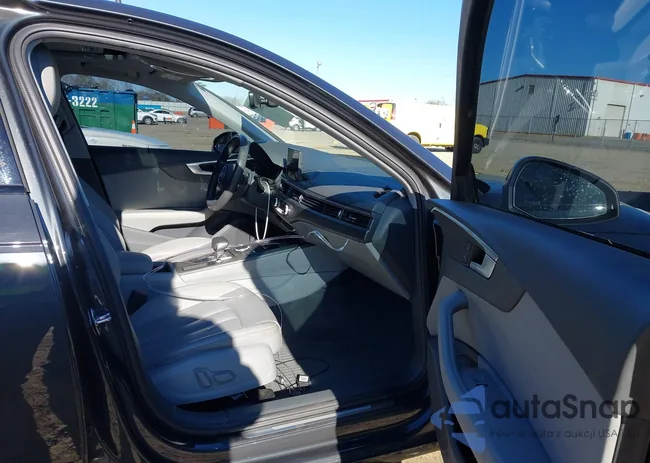 WAUGMAF4XKN016177: 44032883