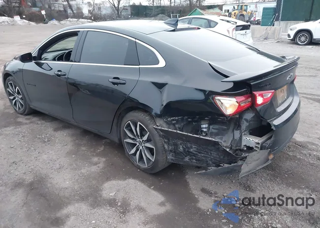 1G1ZG5ST4PF150426: 44032887