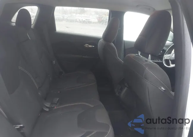 1C4PJMCB2FW765166: 44032978