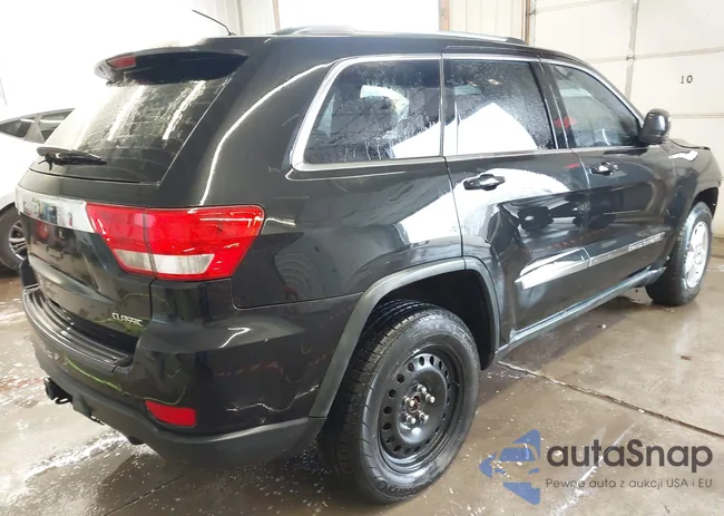 1J4RS4GG8BC531552: 44033033