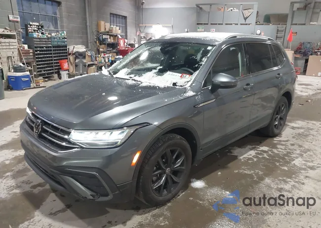 3VVMB7AX9RM115742: 44033165