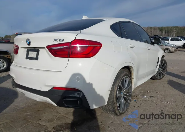 5UXKU2C57J0X51077: 44033174