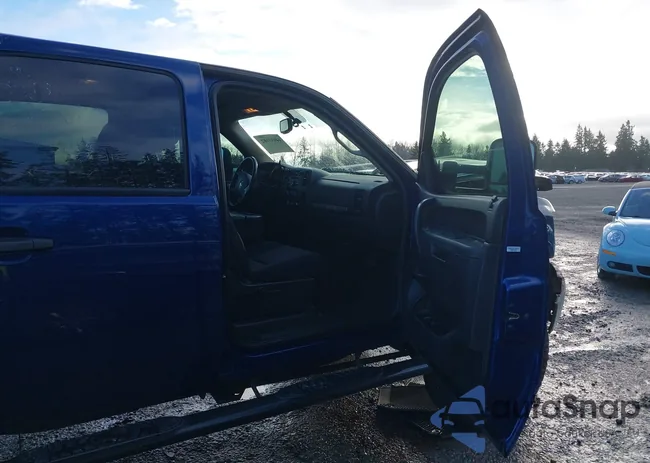 1GC1KXC8XDF229765: 44033182