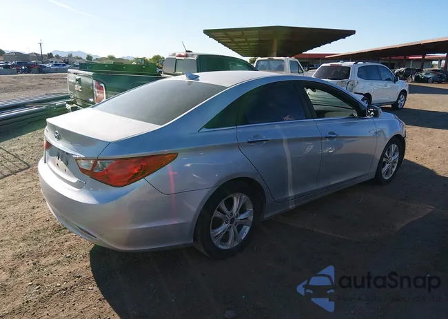 5NPEC4ACXBH000980: 44033202