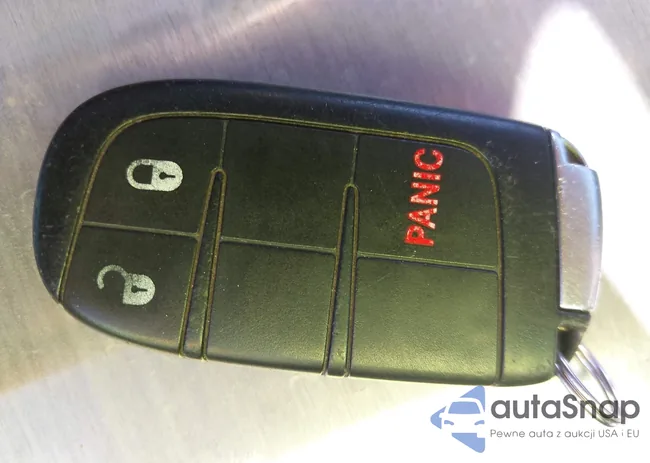 3C4PDCGB6HT706576: 44032245