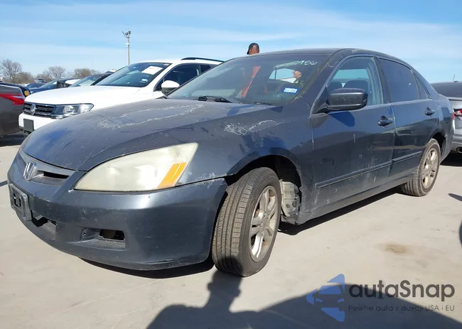 1HGCM56397A217956: 44032372