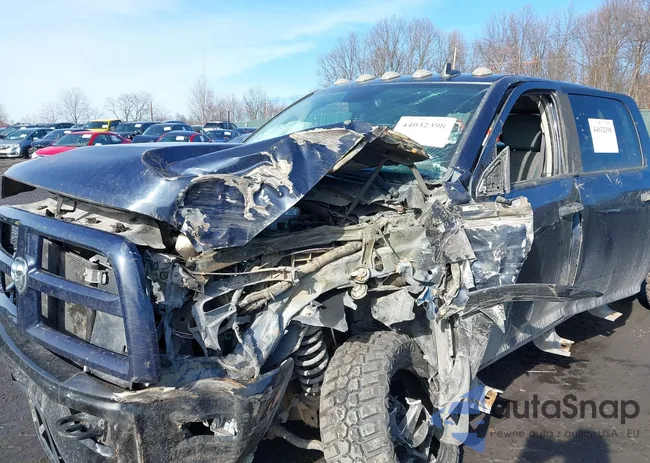 3C6UR5JL7FG670461: 44032398