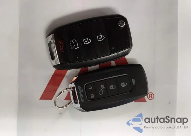 KNDPMCAC3H7056918: 44032427