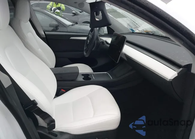 7SAYGDEE0RF170774: 44032440