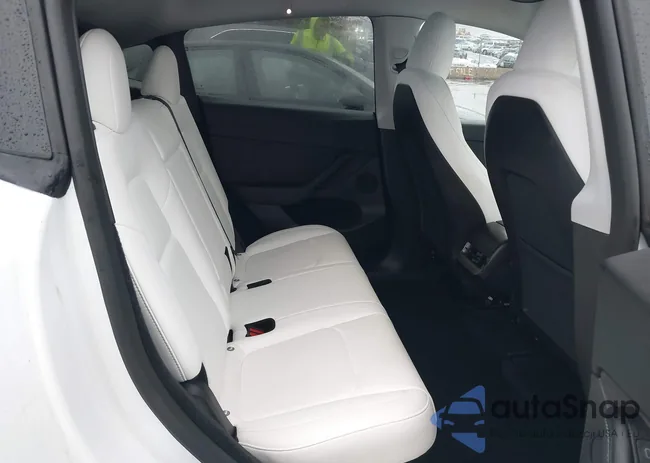 7SAYGDEE0RF170774: 44032440