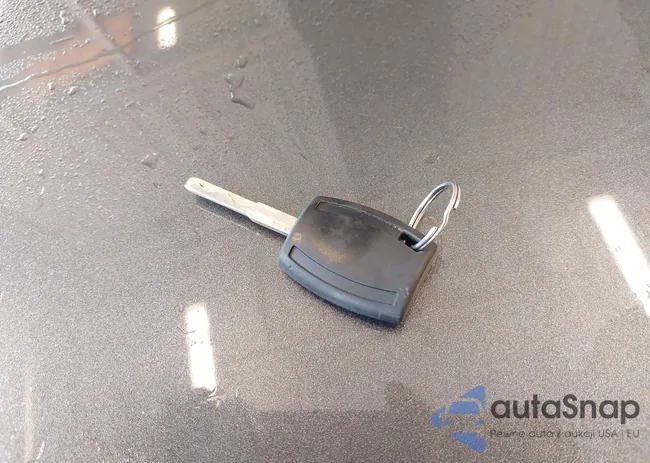 1FADP3E22HL235606: 44033716