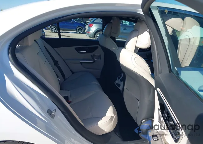 W1KAF4HB0SR241500: 44033720