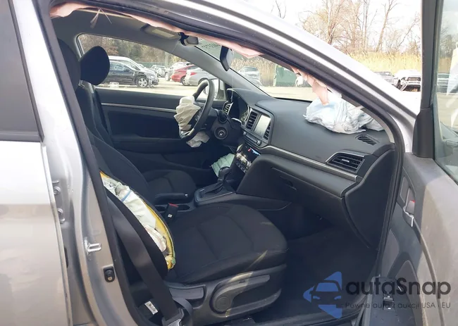 KMHD84LF3LU950749: 44033737