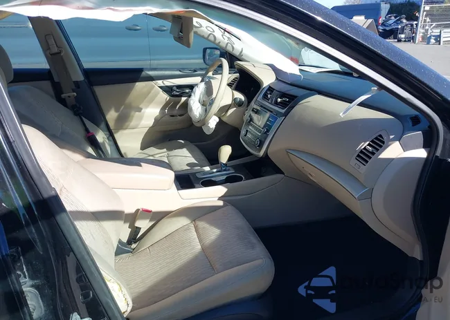 1N4AL3AP8GN386050: 44033766