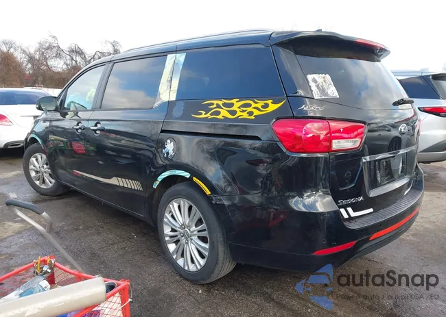 KNDMB5C1XG6083070: 44033775