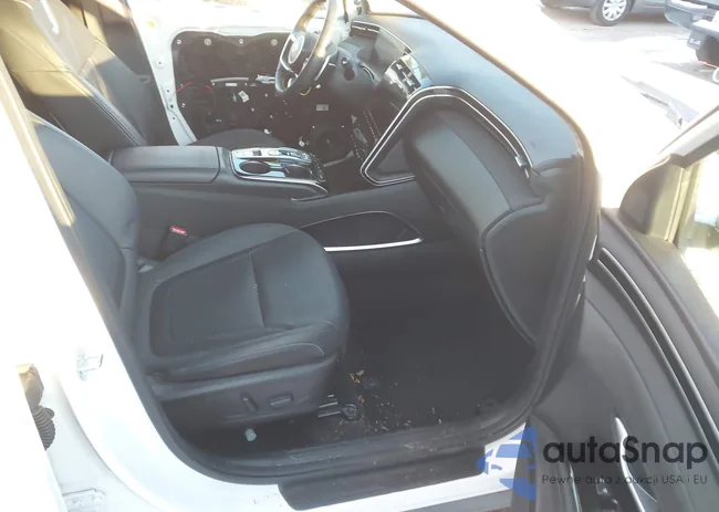 5NMJECAE2PH257687: 44033893