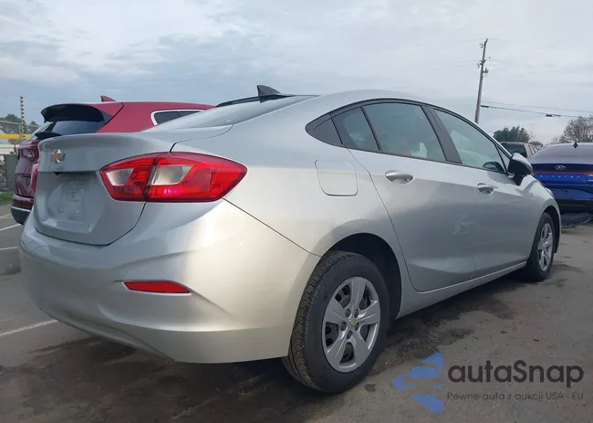 1G1BC5SM3J7228444: 44033913