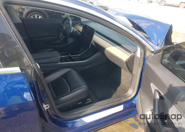 5YJ3E1EA5KF299432: 44033917