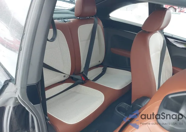 3VWF17AT7FM656126: 44034060