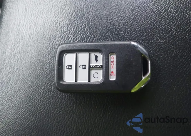 7FARW2H89JE048261: 44034063