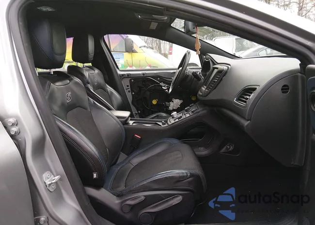 1C3CCCBB9FN539947: 44034075