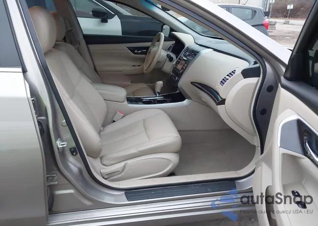 1N4AL3AP3DC215360: 44034117