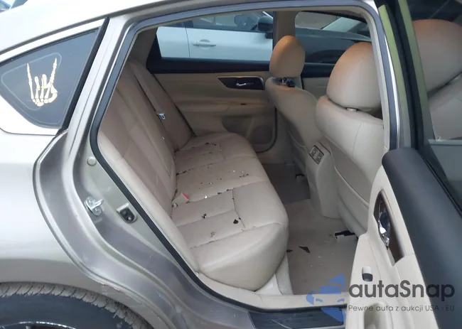 1N4AL3AP3DC215360: 44034117