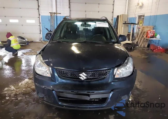 JS2YB5A3XA6301141: 44034118