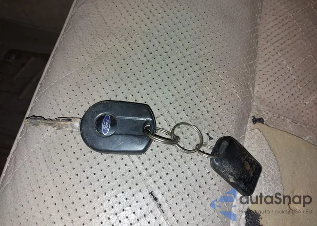 1FMJU1J57AEB65701: 44034121