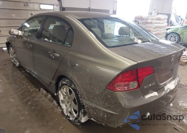 2HGFA16548H313741: 44034137