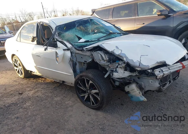 1HGCG16421A051425: 44034229