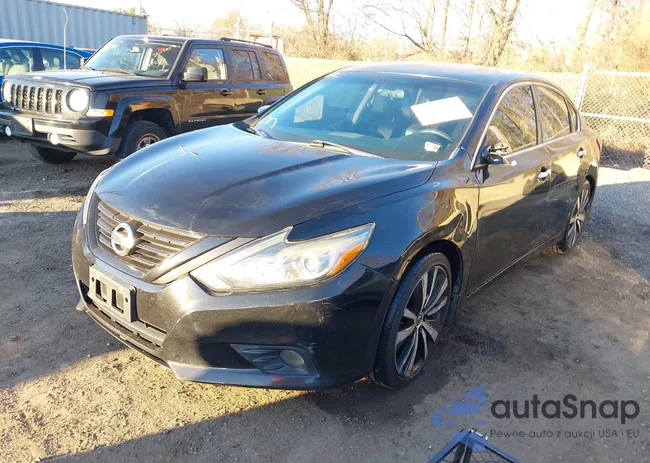 1N4AL3APXJC223340: 44033252