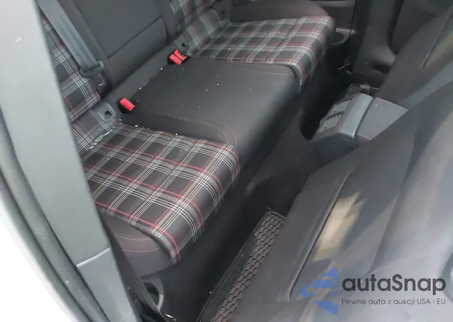 3VWYT7AU4FM031730: 44033278