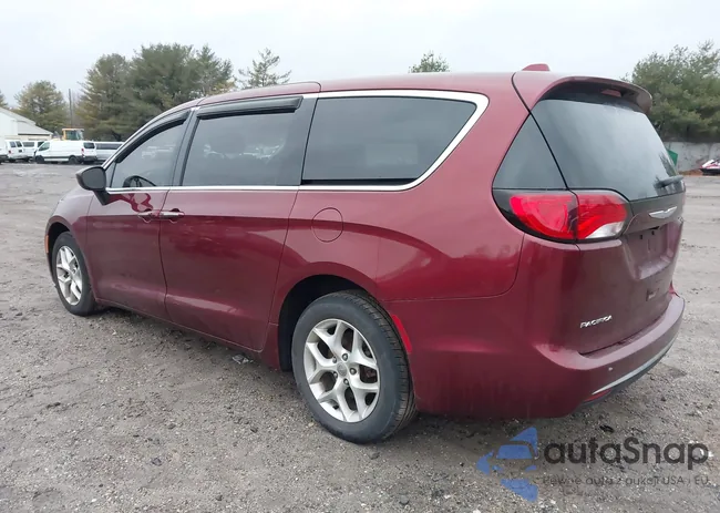 2C4RC1BG4HR781959: 44033322