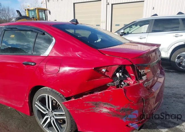 1HGCR2F50HA272783: 44033328