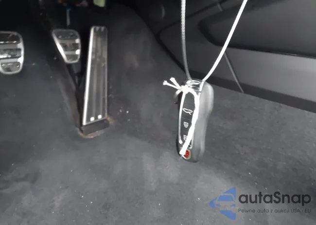 WP0AA2A96RS208394: 44033565