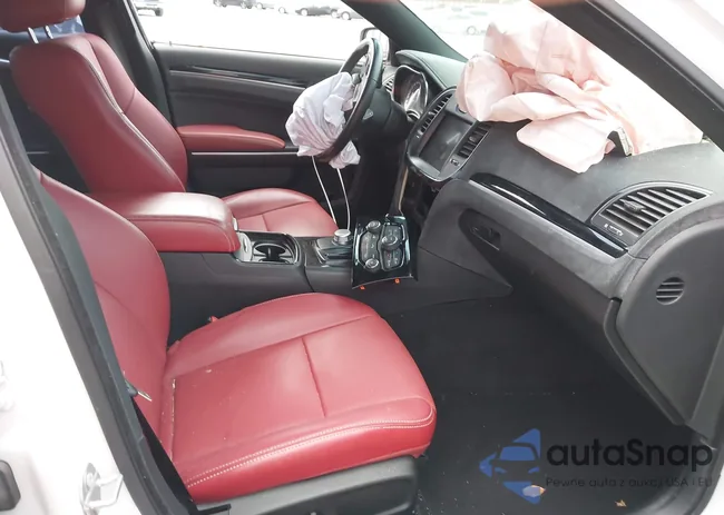 2C3CCABG9LH174223: 44034648