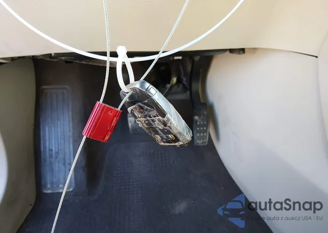 1GKKNPLSXHZ208799: 44034726