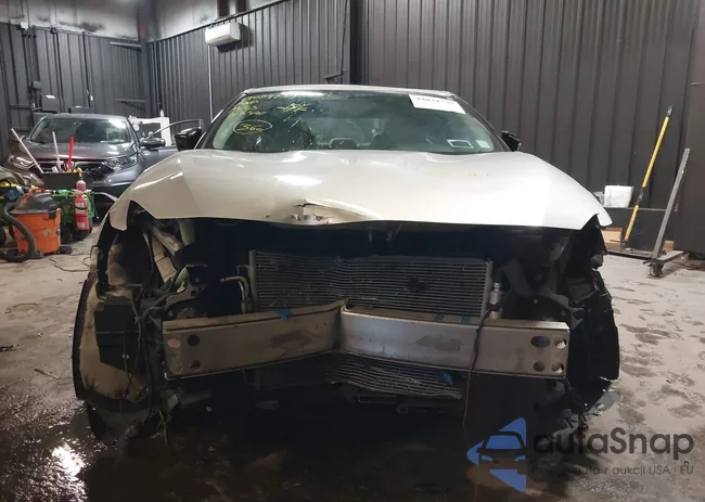 1N4AA6AP6JC382881: 44034739