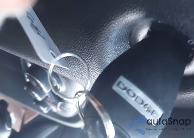 1C3CDFFAXGD817634: 44034748