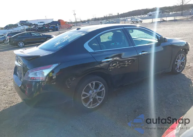 1N4AA5AP8EC490659: 44034763