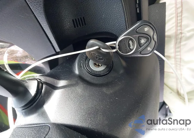 2T1BURHE4FC449004: 44034774