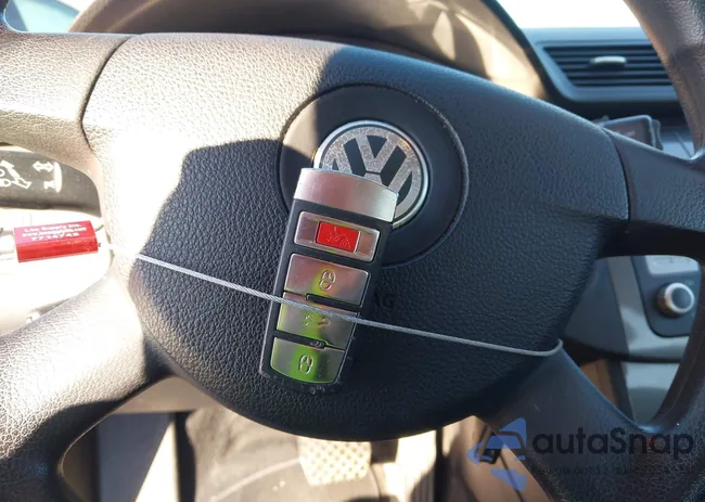 WVWJK73C98P049519: 44034858